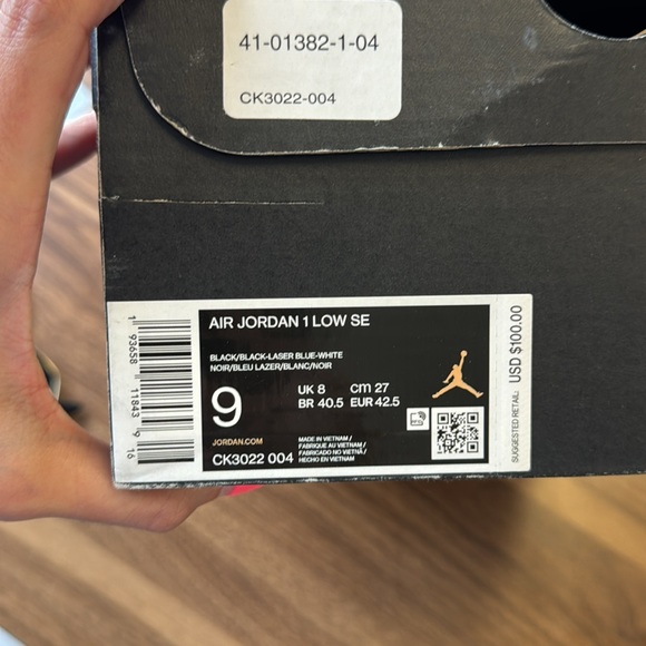 Air Jordan 1 Low SE - Picture 11 of 14